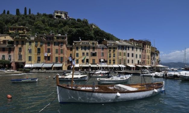 Liguria, Rapallo-Portofino a tutta lentezza. Arrivano gli scooter elettrici a nolo. Per turisti e no