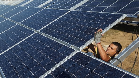 La fotografia del fotovoltaico in Italia: quasi un milione di impianti