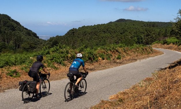 Seicento chilometri di immersione nelle bellezze della Calabria. Ecco la ciclovia dei parchi