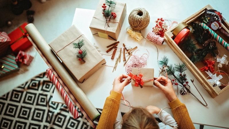 Anche l’incarto è un regalo: al Pianeta. Le alternative sostenibili per i doni di Natale