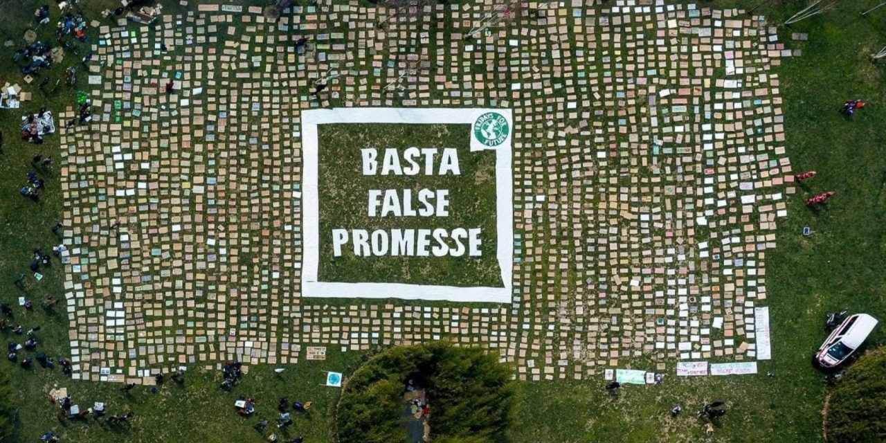 Fridays For Future non si ferma: “Power to the people: la lotta per il clima chiama”