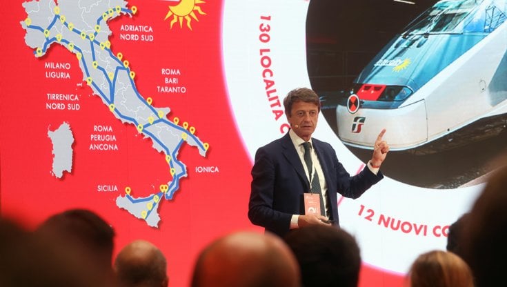 Trenitalia, con il nuovo orario mete estive più vicine. “Più fermate delle Frecce e link treno-bus-nave”