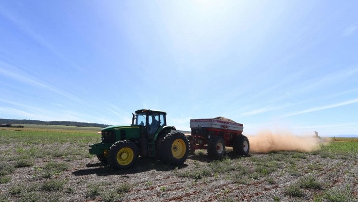 La sfida dell’agricoltura: produrre di più impattando meno sull’ambiente