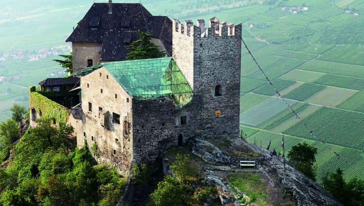 Alto Adige. Tra Messner e Sissi, tra vitigni e memorie dell’epoga pagana: la nuova vita degli antichi castelli