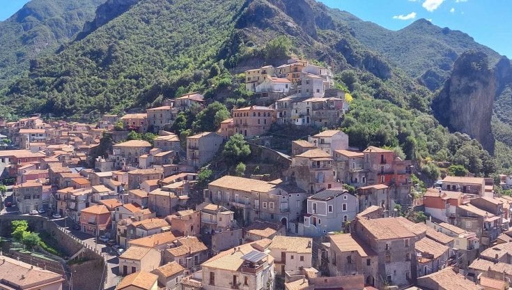 Appennino Bike Tour, pendalando tra gli antichi borghi in Calabria