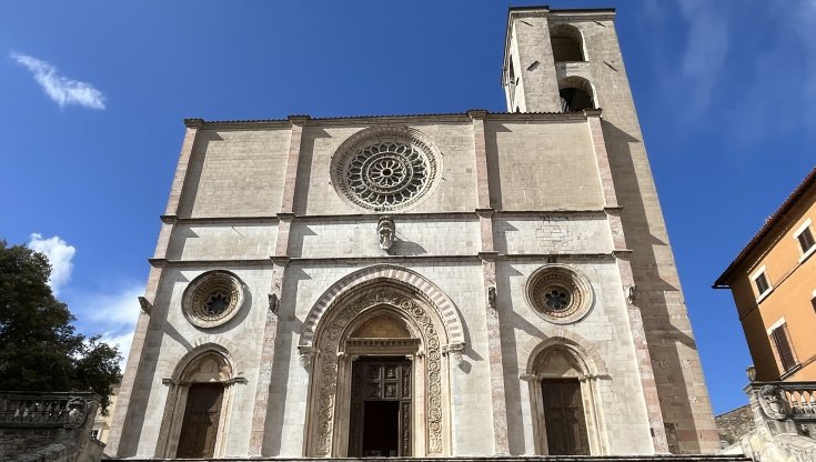 Todi, gioiello “sopra” e “sotto”. Dal Duomo alle “cisterne” sotterranee, un gioiello da scoprire