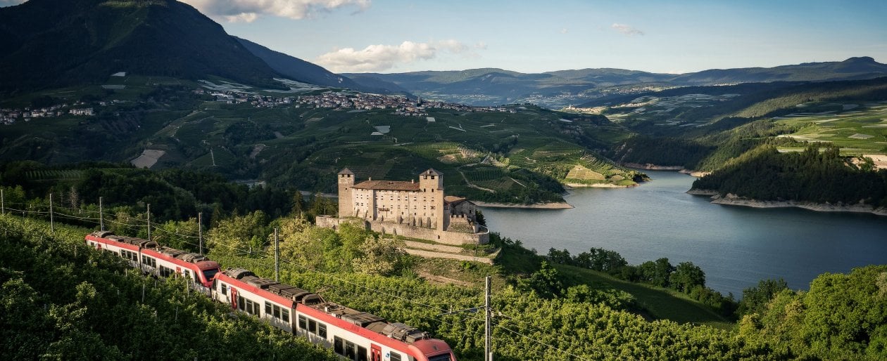 Trentino, torna il Trenino dei Castelli. Gli appuntamenti fino a settembre