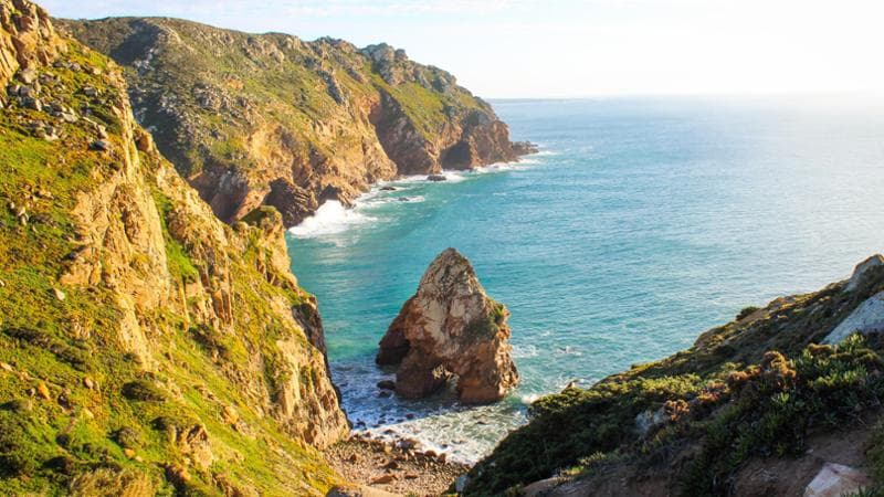 Portogallo. Non solo Lisbona. Spiagge, borghi marinari e selvaggio finis terrae a due passi dall’Alfama