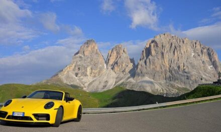 Tre giorni sulle Dolomiti con una 911 noleggiata con Porsche. Un sogno non più per pochissimi