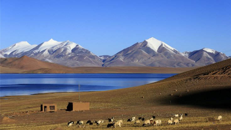 I cambiamenti climatici faranno traboccare i laghi tibetani e non è una buona notizia
