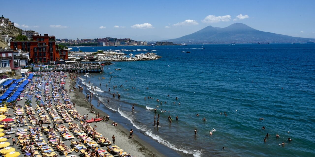 Sassi e conchiglie vanno lasciati in spiaggia, altrimenti si mettono a richio le coste