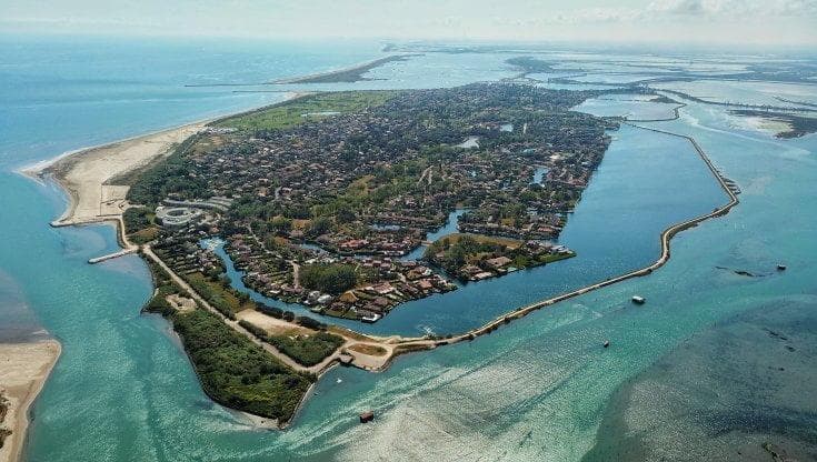 Nel Parco del Delta del Po c’è una piccola isola che studia la ricetta per salvare il pianeta