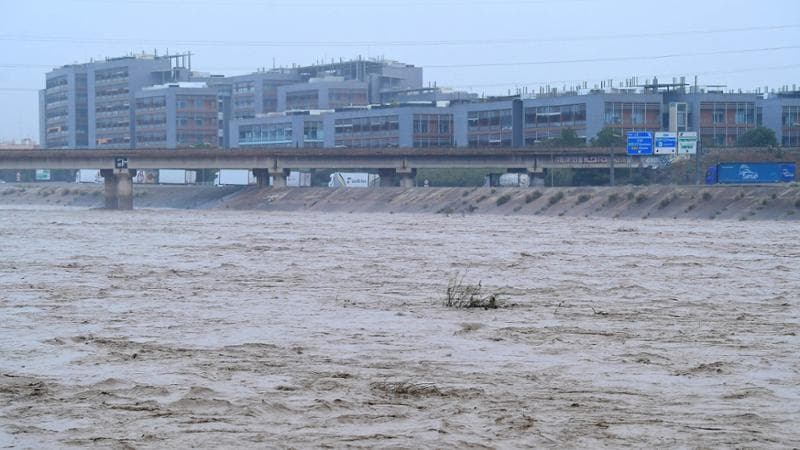 Dana, cosa è il fenomeno meteorologico che ha colpito la Spagna. “Un Mediterraneo più caldo del normale lo ha aggravato”