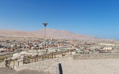 Nel deserto di Atacama funzionano le reti che catturano nebbia per l’acqua potabile