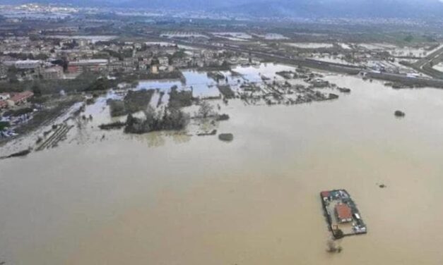 Eventi estremi e bolle di calore, così la crisi del clima sconvolge la vita di milioni di persone